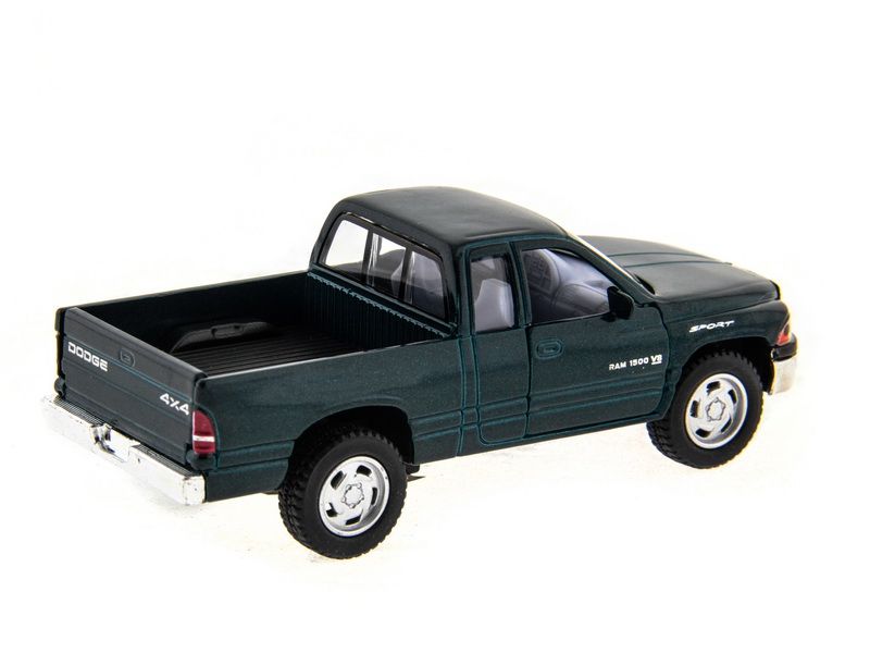 Машина Kinsmart Dodge Ram инерция 112шт 144 бк