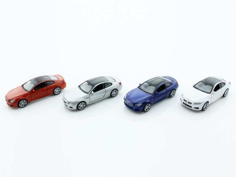 Машина 132 BMW M6 свет, звук, инерция 15,5см 112шт бк