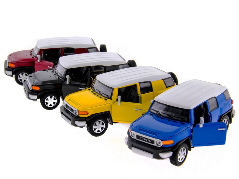 Машина Kinsmart TOYOTA FJ CRUISER инерция 112шт 136 бк