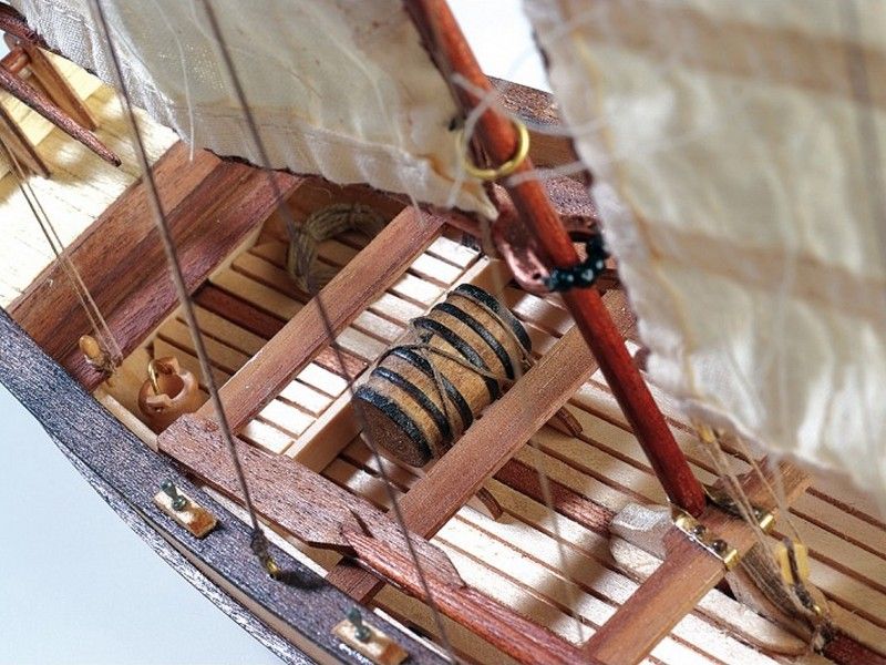 Сборная деревянная модель шлюпки корабля Artesania Latina ENDEAVOUR, 150