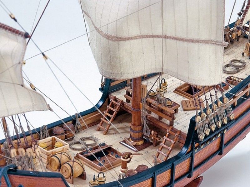 Сборная деревянная модель корабля Artesania Latina LA PINTA, 165