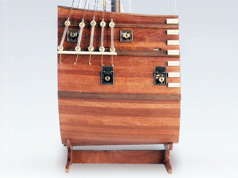 Сборная деревянная модель корабля Artesania Latina SAN FRANCISCOS CROSS SECTION, 150