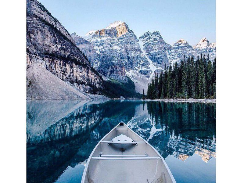 Картина по номерам 30х30 Вдоль скалистых гор 18 цветов