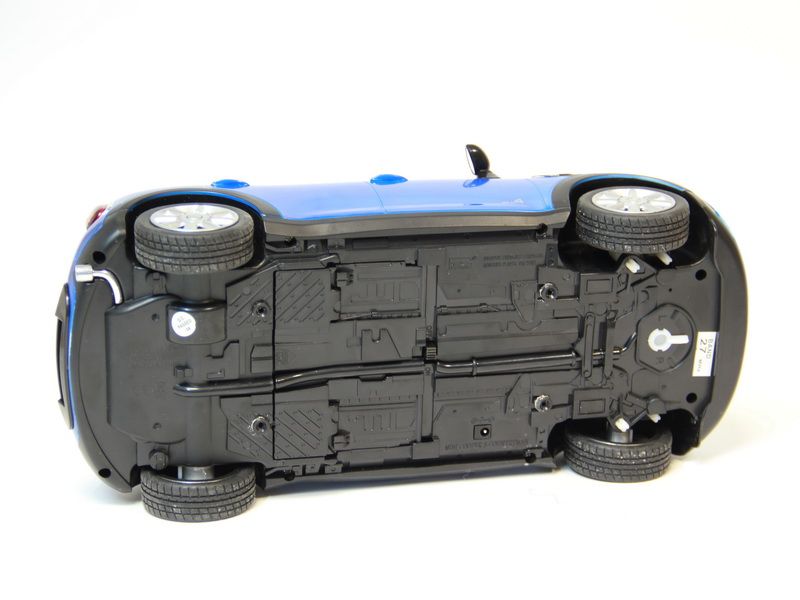 Радиоуправляемая машина MZ Mini Countryman 2051 114  акб