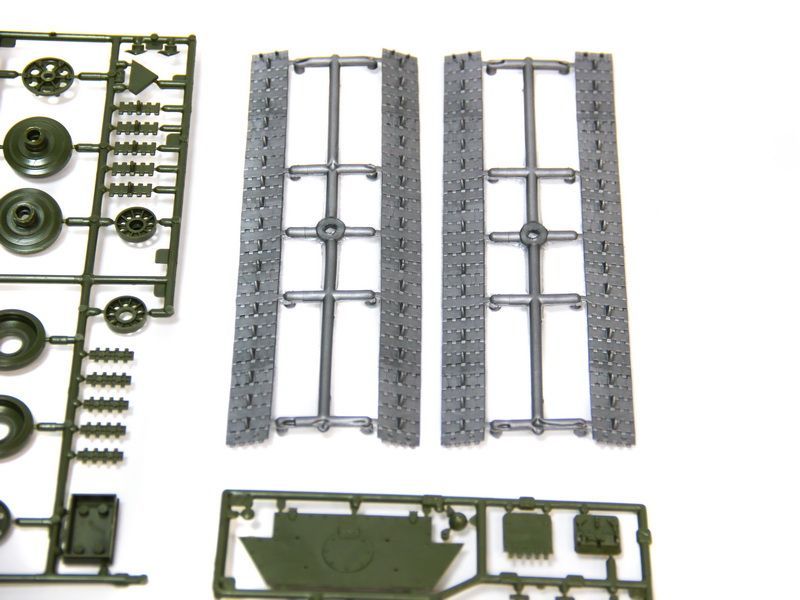 Сборная модель ZVEZDA Советский истребитель танков СУ100А, 135