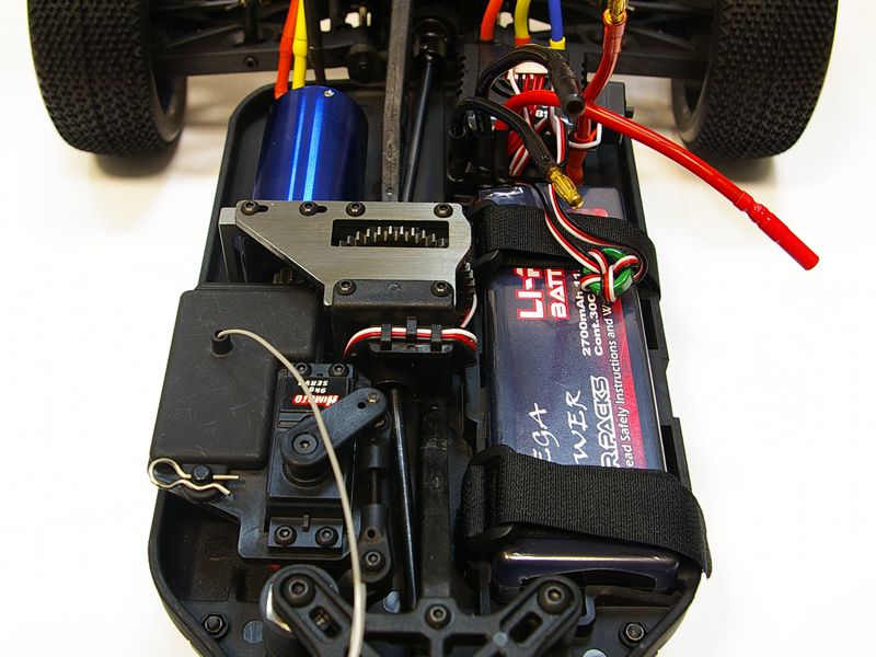 Радиоуправляемый багги Himoto Shootout Brushless 4WD 24G 18 RTR