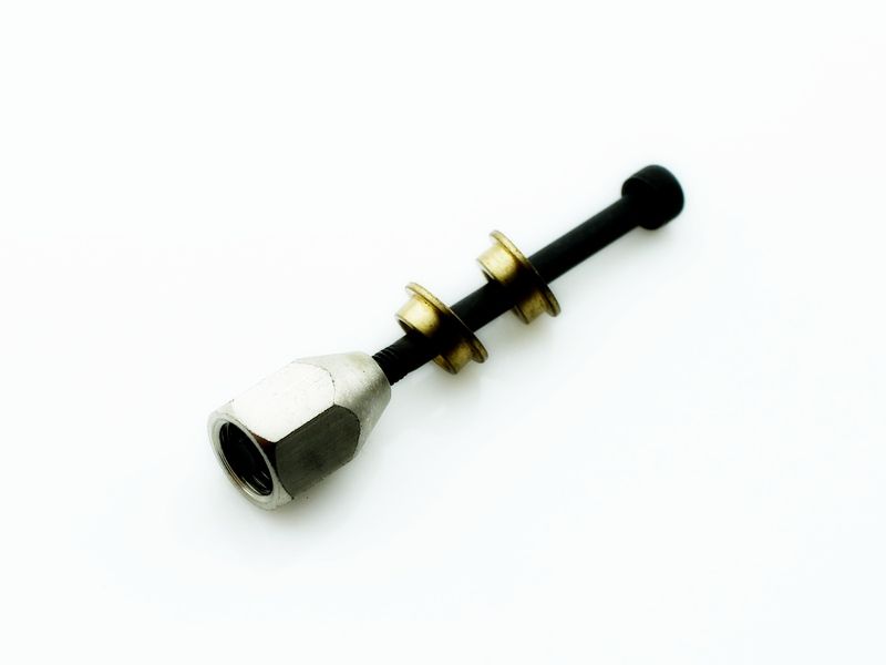 Винт крепления кока 375″4″,M460 мм , 824 мм вал двигателя