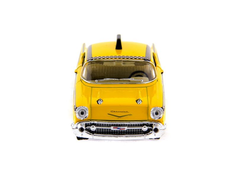 Машина Kinsmart 1957 Chevrolet Bel Air инерция 112шт 136 бк