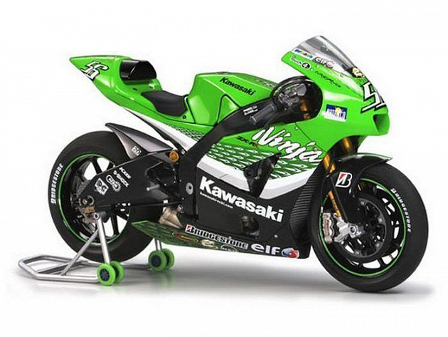 sbornaya_model_mototsikl_kawas