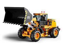 Радиоуправляемый конструктор RCM фронтальный погрузчик 653 деталей