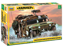 Сборная модель ZVEZDA Американский армейский вездеход Хаммер, 135