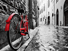Картина по номерам 40х50 КРАСНЫЙ ВЕЛОСИПЕД В СТАРОМ ГОРОДЕ 23 цвета