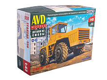 Сборная модель AVD Трактор Б550, 143