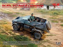 Сборная модель ICM SdKfz 247 AusfB с экипажем, 135