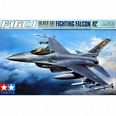 Сборная модель Самолет F16CJ Fighting Falcon 132