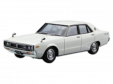 Сборная модель AOSHIMA Nissan Skyline 2000GT '72