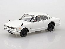 Сборная модель AOSHIMA Nissan Skyline 2000 GTR White 132