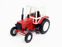 Сувенирная модель трактора МТЗ82 металл красный с бел пласт кабиной 143