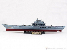 Сборная модель Авианосец Адмирал Кузнецов 1350