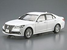 Сборная модель AOSHIMA Toyota Crown GRS210AWS210 RoyalSaloon 15