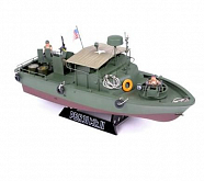 Сборная модель Амер катер PBR 31 MkII PIBBER с 4 фигур135
