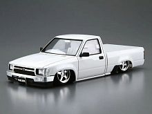 Сборная модель AOSHIMA Toyota HiLux Custom RN80 85