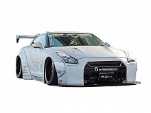 Сборная модель AOSHIMA Nissan GTR LB★Works Ver2