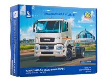 Сборная модель AVD Седельный тягач КАМАЗ5490S5, 143
