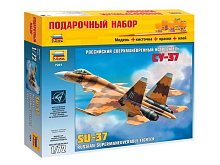 Сборная модель ZVEZDA Российский сверхманевренный истребитель Су37, подарочный набор, 172