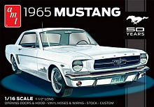 Склеиваемая модель AMT 1/16 1965 Mustang