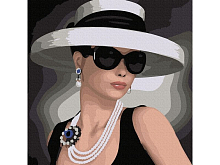 Картина по номерам 30х30 ЖЕНСТВЕННОСТЬ 19 цветов