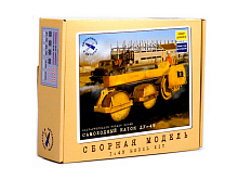 Сборная модель AVD Cамоходный каток ДУ49, 143